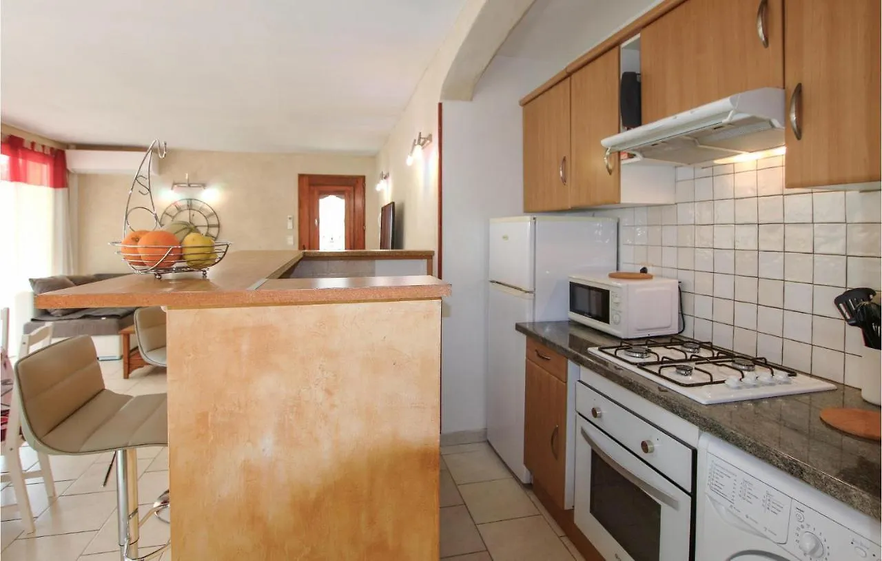 2 Bedroom Gorgeous Home In Rousset Les Vignes Ferienhaus